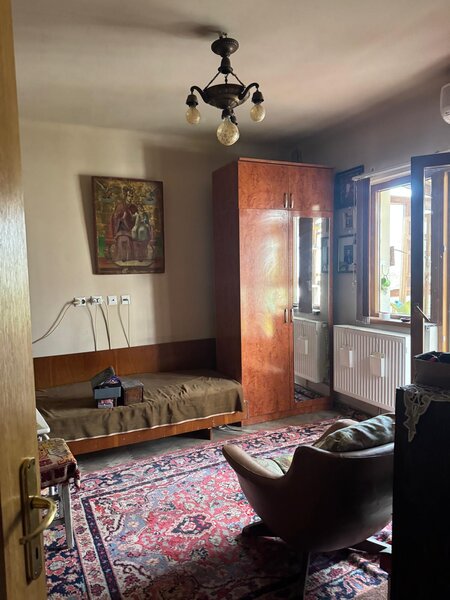 Vatra Luminoasa, Spital Monza,